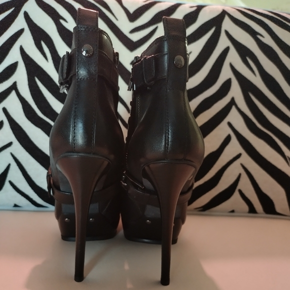 Michael Kors platform stiletto studded ankle boot - Picture 2 of 4